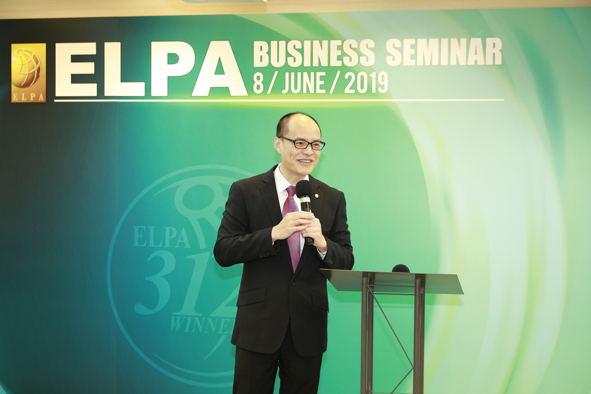 LPA Master Trainer劉福華先生與大家分享「健腸大使的問卷分享」，加強大家對完成2800份健腸問卷的信心